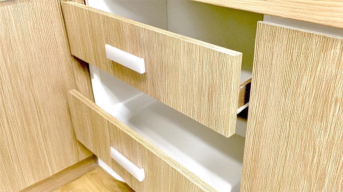 Cabinet With Pull Out Shelves